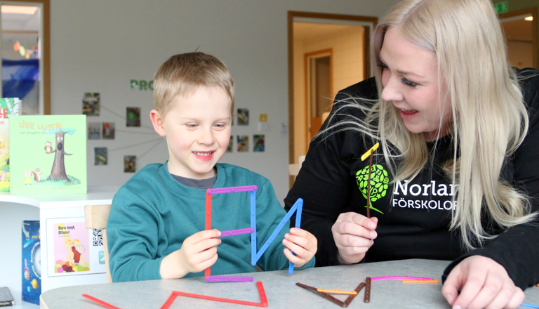 Pedagog och barn | Pedagogik | Norlandia Förskolor